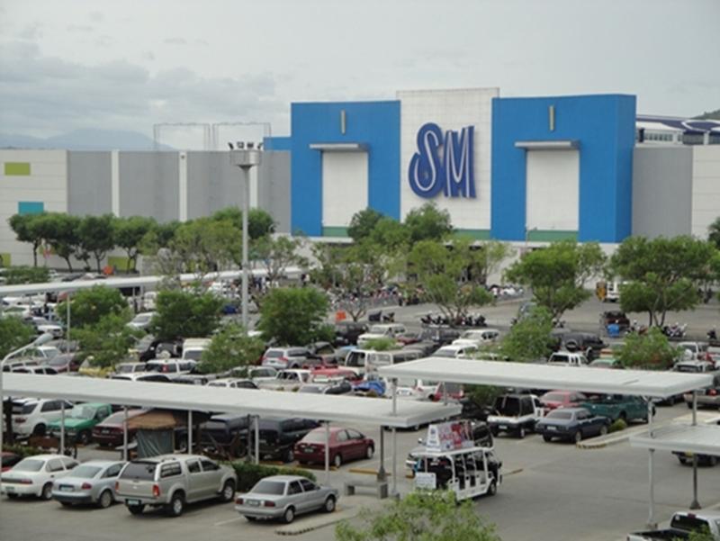 The Oasis Davao Condotel Екстер'єр фото