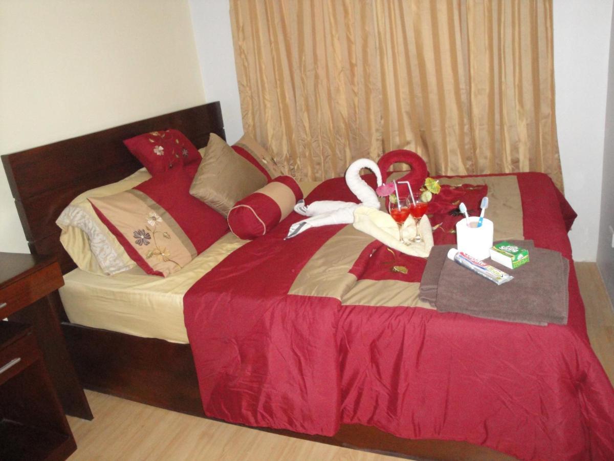 The Oasis Davao Condotel Екстер'єр фото