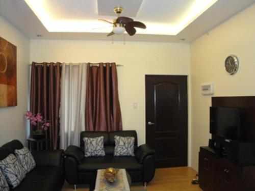 The Oasis Davao Condotel Екстер'єр фото